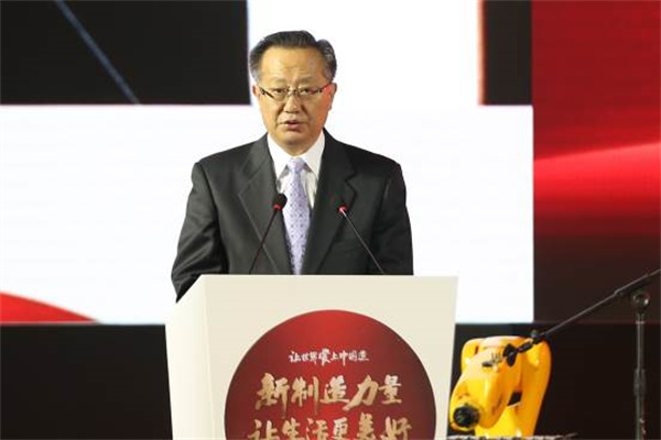 闫瑞祥:美指依托四小时支撑看上行,欧美短线四小时阻力压制